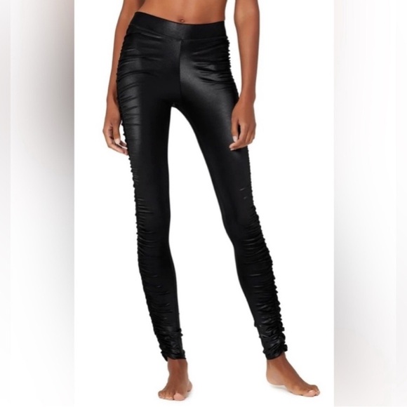 Alo Yoga High Waist Cinched Leggings -  Black - Picture 1 of 6